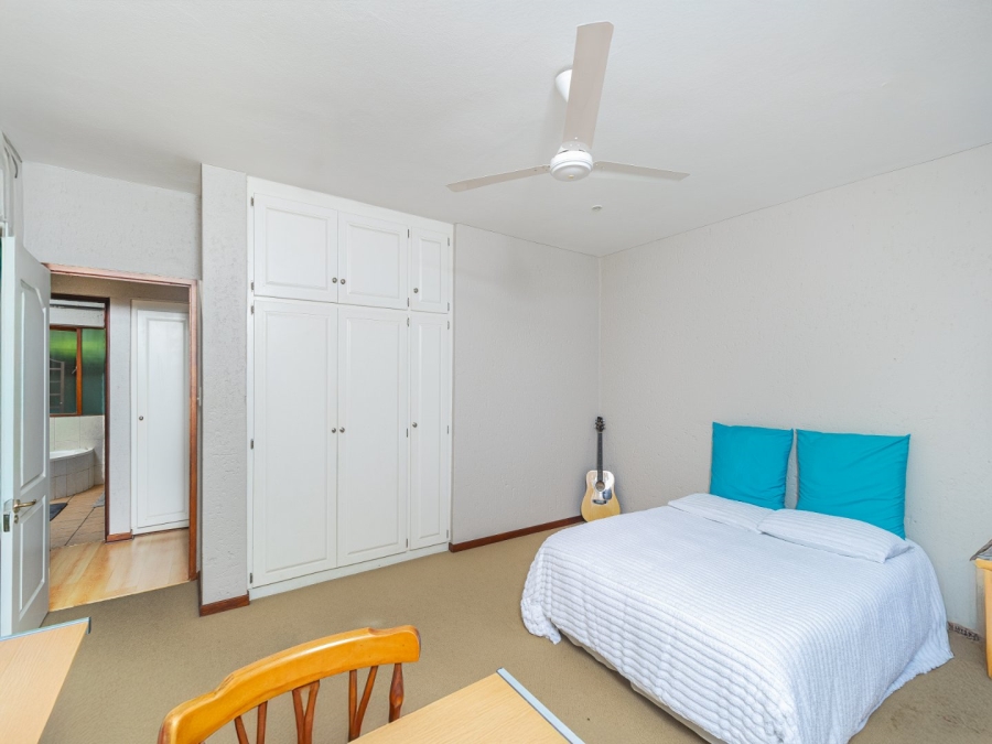 4 Bedroom Property for Sale in Caribbean Beach Club North West